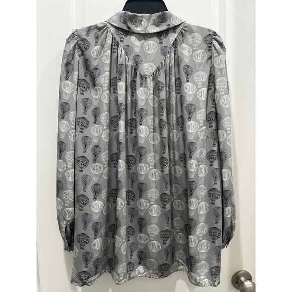 CO Long Sleeve Button Front Collared Balloon Print Tunic Blouse Sz 10 / 12 - Picture 7 of 7